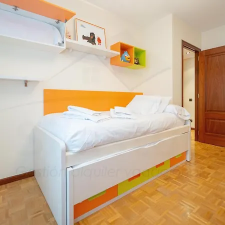 Poniente By Silastur * Χιχόν